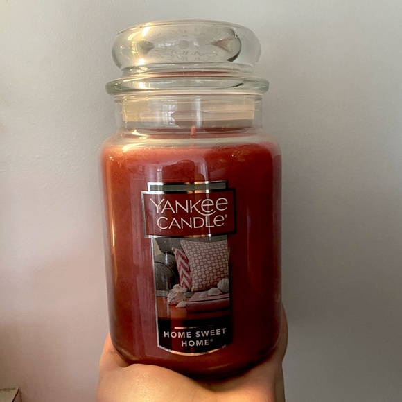 Home Sweet Home Large Yankee Candle - Picture 1 of 2